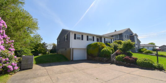 16 Bayberry Hill Road